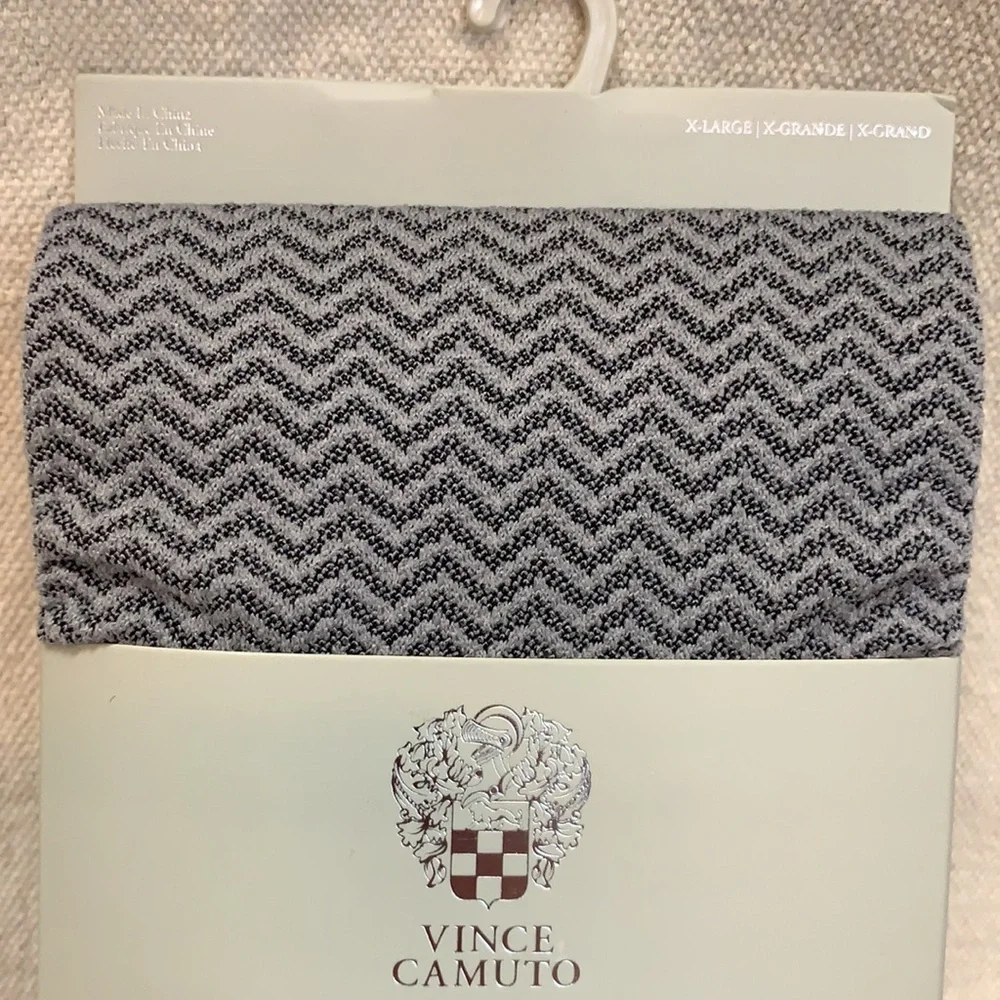 Vince Camuto striped chevron tights leggings NWT